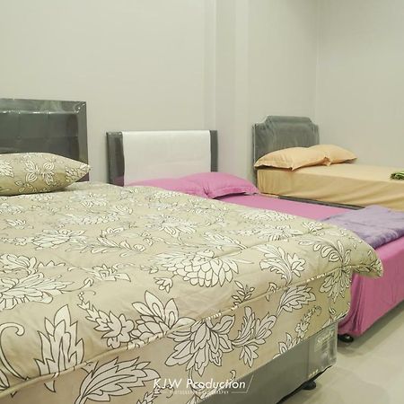 M Stay Guest House Jogja Yogyakarta Extérieur photo